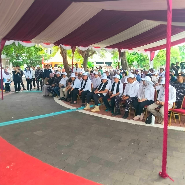 Menteri LH Jumhur Hidayat Cemaskan Gejala Ghost Fishing bplh.png