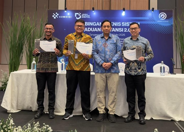 DANA Sabet Penghargaan Perusahaan Paling Aktif dalam Melaporkan Konten Ilegal dari Komdigi direktur_ruang_digital.png