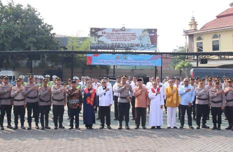 Polres Pelabuhan Tanjung Priok Gelar Doa Bersama Lintas Agama kode.jpg