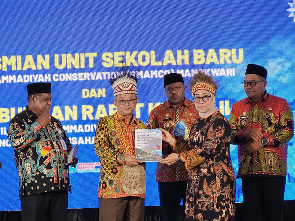 Dari Tanah Konservasi Papua Barat, SMAMCO Manokwari Hadirkan Model Pendidikan Masa Depan mendikdasmen.png