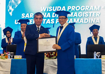 Wisuda Paramadina, Menaker Yassierli: Ijazah Akademik Bukan Jaminan paramadi.jpg