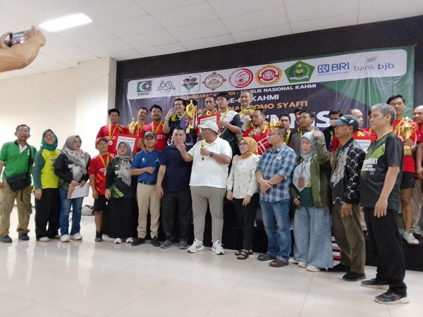 Sekjen MN KAHMI, Menutup Open Turnamen Tenis Meja Piala Wamenag Romo Syafii penutupan_tenis_meja.png